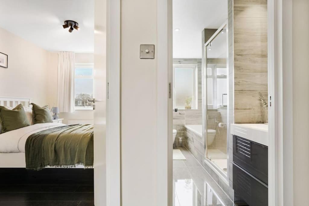 The Camden Suite Bright & Beautiful 2-Bed City Retreat Лондон Экстерьер фото